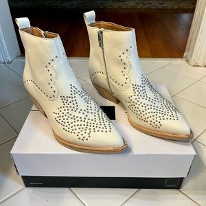 Dolce Vita Off White Studded Leather Booties, size 7.5